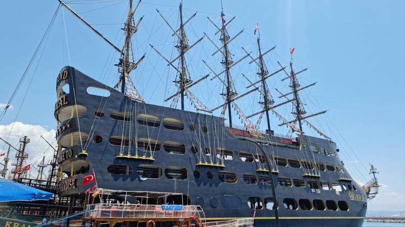 big kral legend cruise alanya
