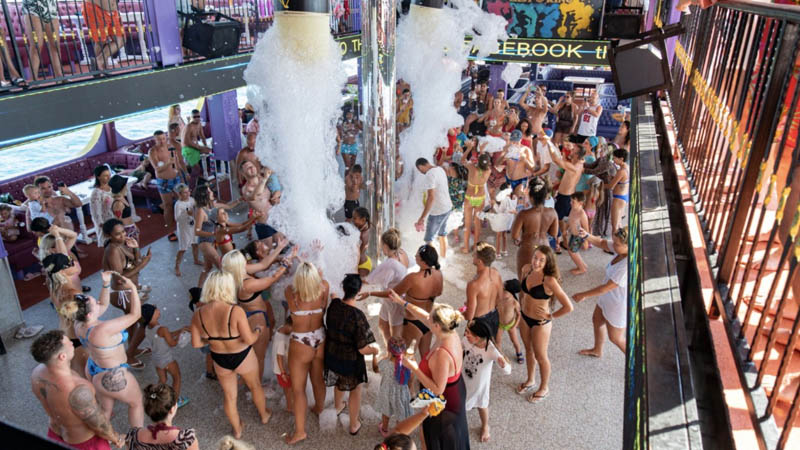 side legend big kral foam party